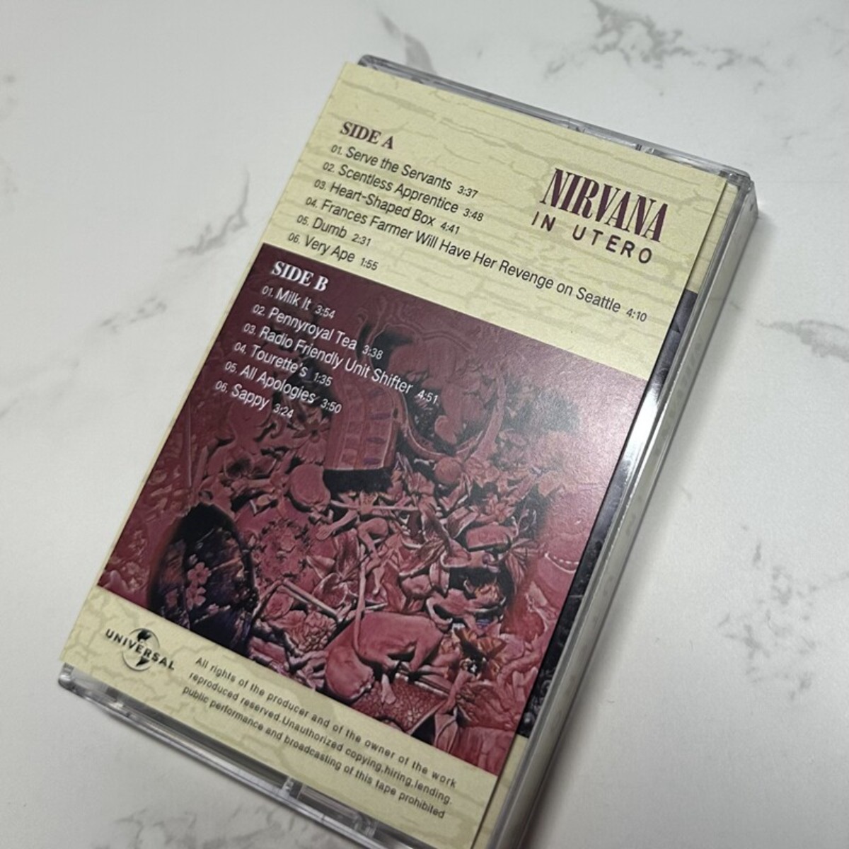 Nirvana in Utero Cassette Tape - đánh giá và giá Audio Music Lyrics